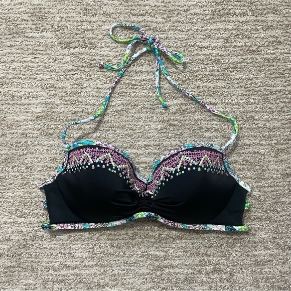 🚨 3 for $25 - Victoria's Secret Strappy Getaway Halter Bikini Top - Picture 1 of 9